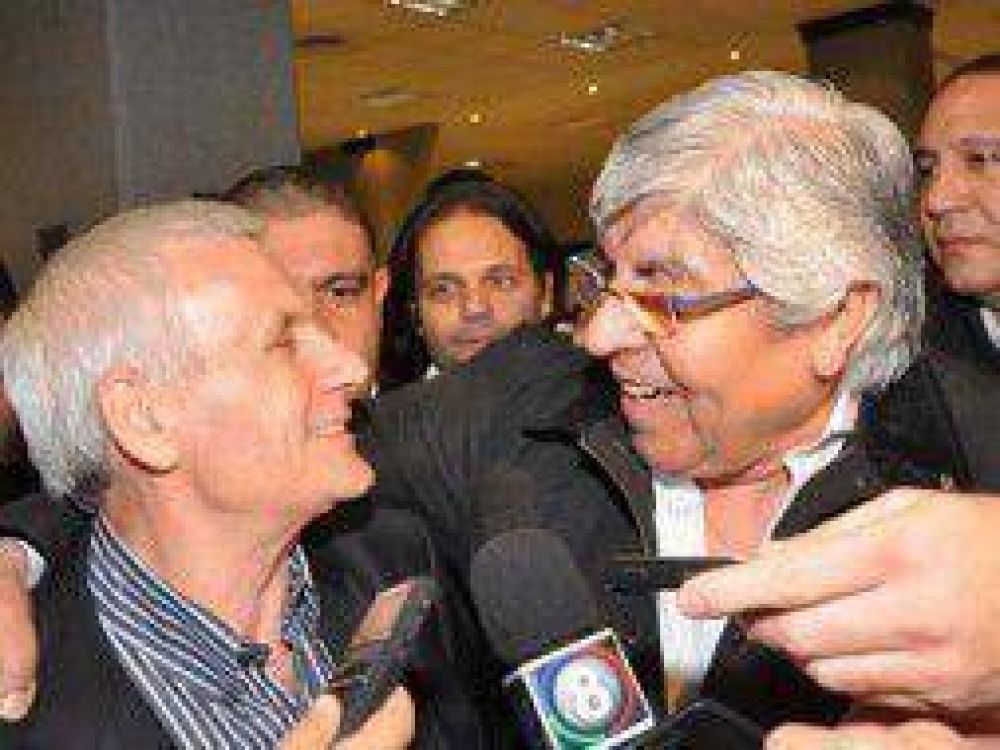 Moyano y Cal� se mostraron juntos en Mar del Plata