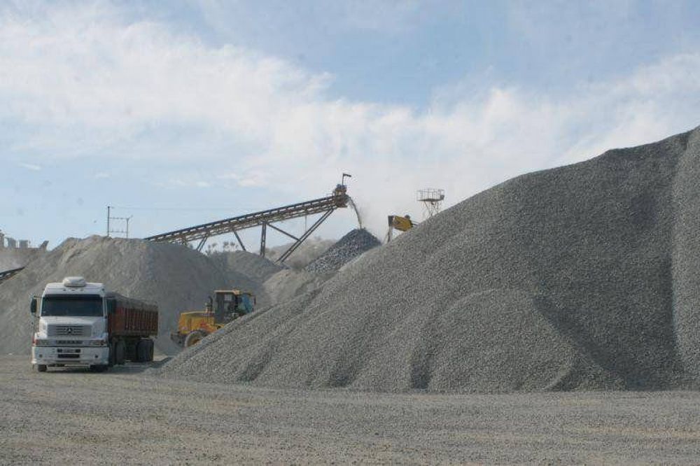 Minera Tandil despacha toda su produccin y no le alcanza para satisfacer la demanda de piedra