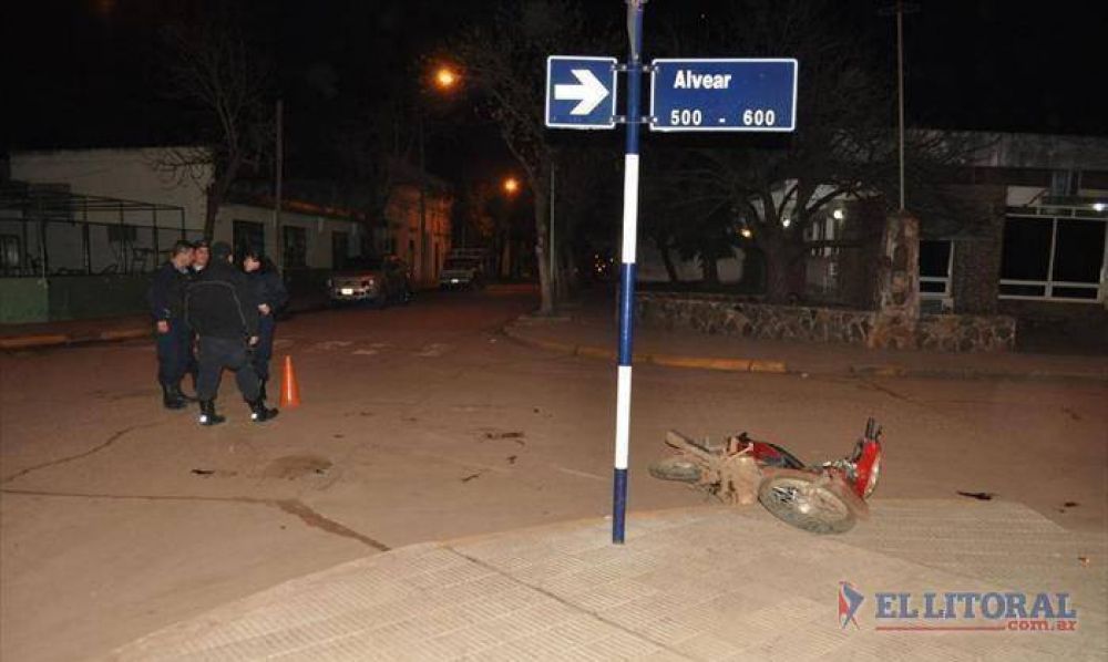Muri� un hombre al despistar y caer de la moto que conduc�a