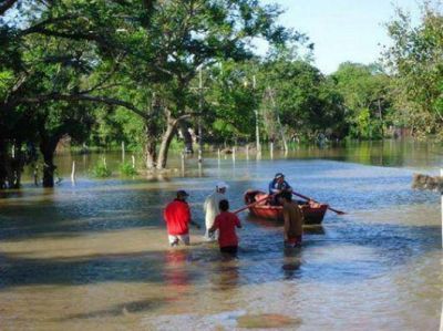 Pobladores temen una nueva embestida del r�o