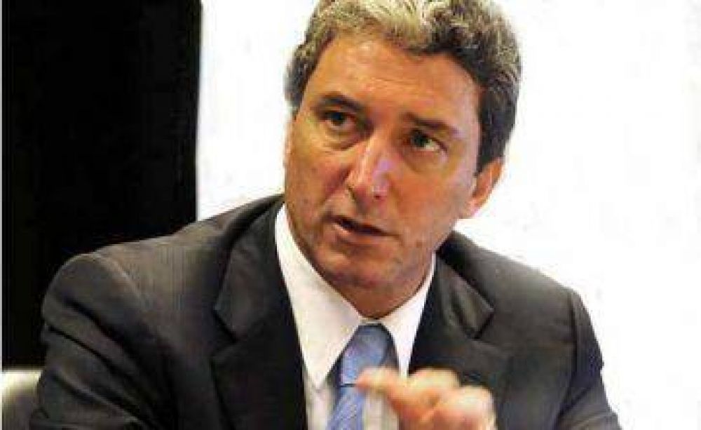 Pepe reclama a CFK "respeto" para su hermano