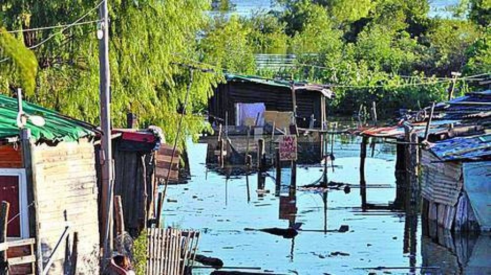 Volvi� a crecer el Paran� y se agrava la situaci�n