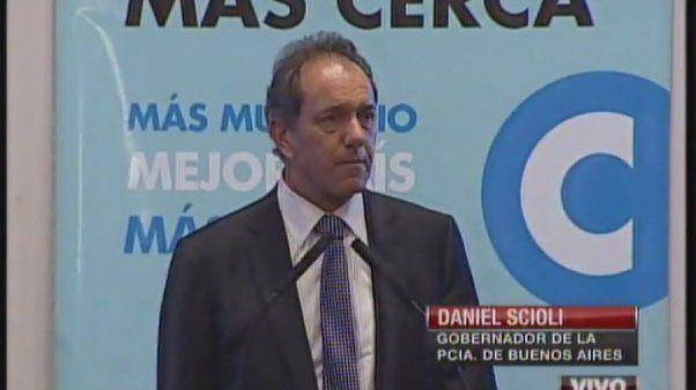 Scioli a Insaurralde: "Estamos encolumnados con vos"