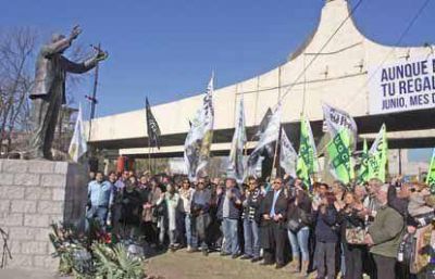 Avellaneda homenaje� al Gral. Per�n a 39 a�os de su fallecimiento