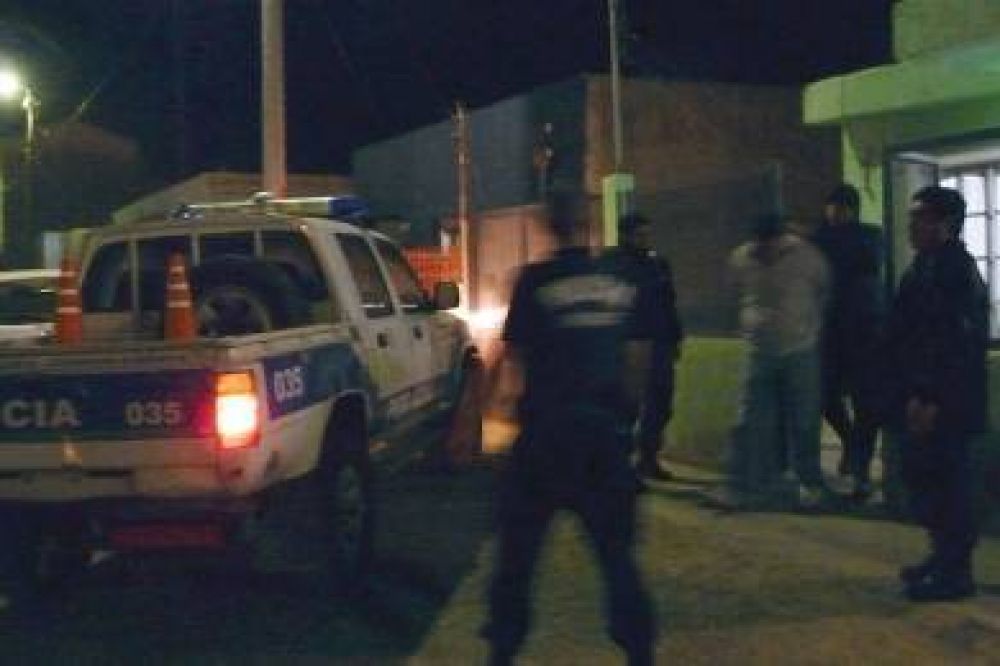 Detienen al presunto homicida de Sanzana en allanamientos