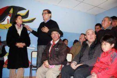 Guillermo Pereyra reuni� a las comunidades mapuche del sur de la provincia
