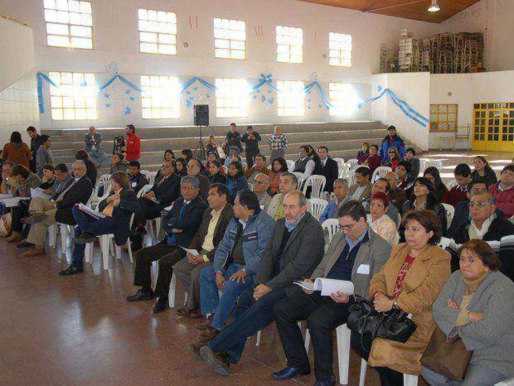 Opiniones encontradas en la audiencia p�blica