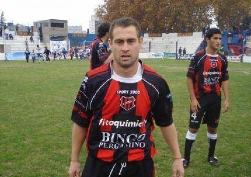 Refuerzo de jerarqua: el delantero Gabriel Bibi Gonzlez arregl con Unin