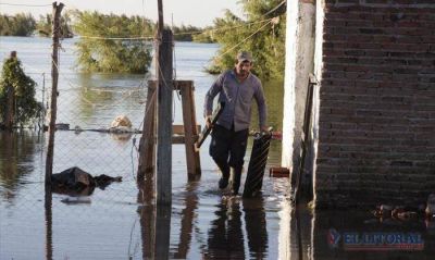 El Paran� ya super� los 7 metros y hay al menos 10 barrios en zona de riesgo