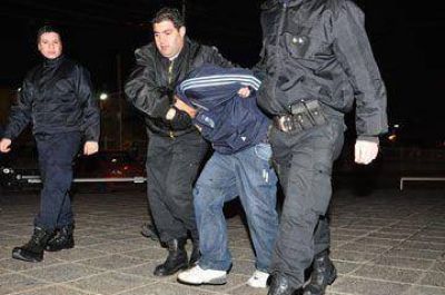 J�venes detenidos tras protagonizar un �Kaos�