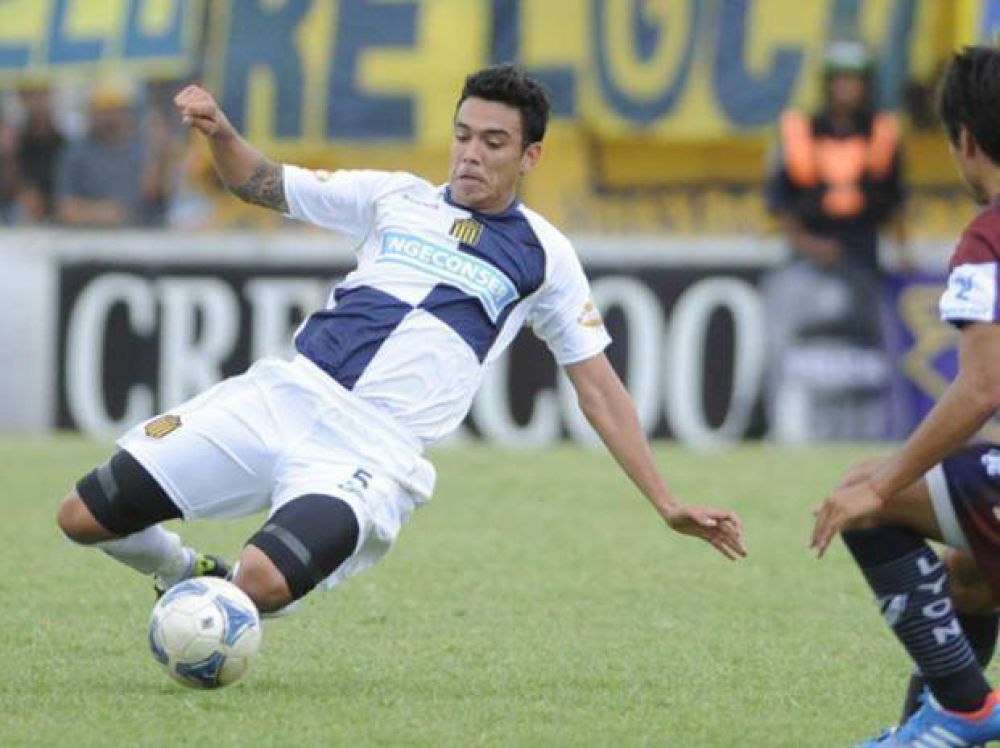 Nery Dom�nguez formaliz� ayer la continuidad de su contrato hasta 2016
