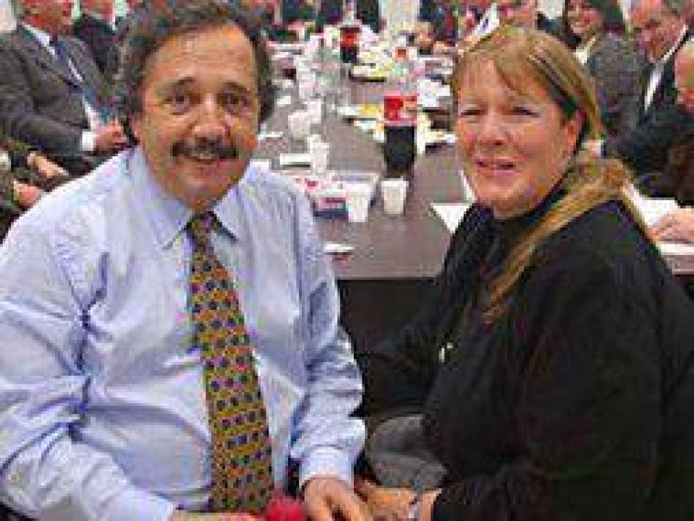 Elecciones 2013: Stolbizer y Alfons�n de campa�a en Tigre, el basti�n de Massa