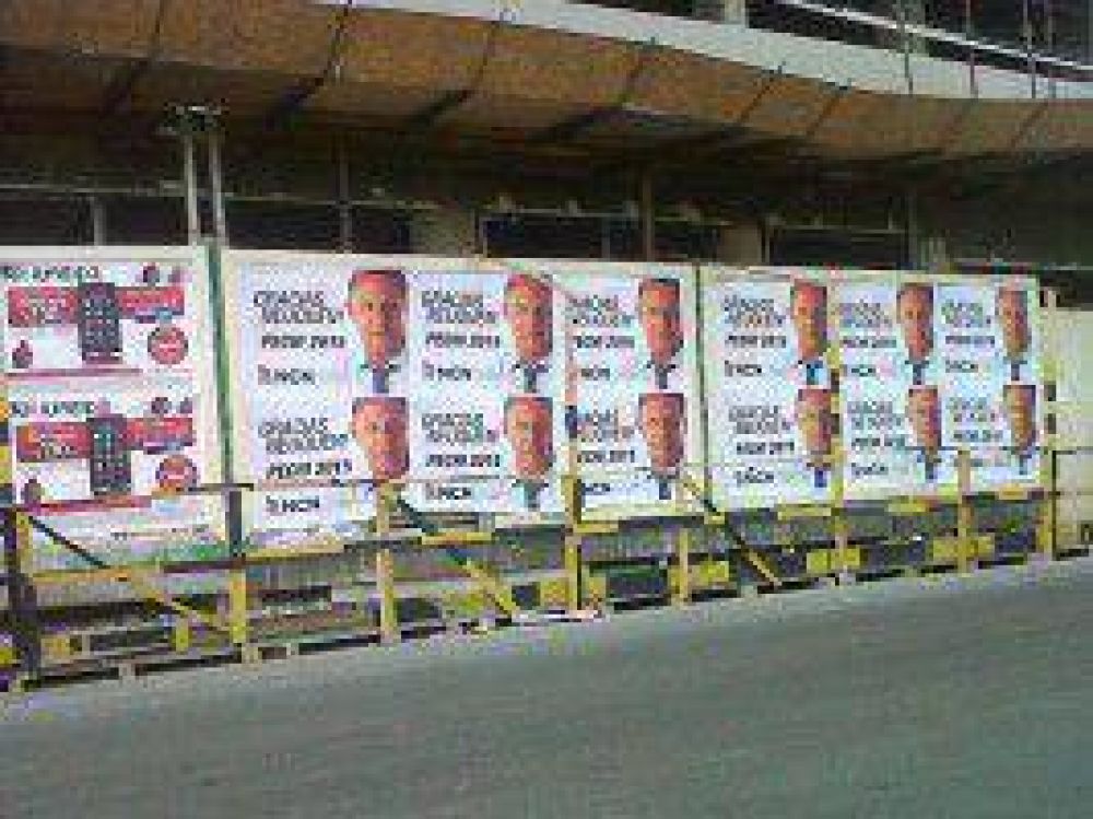 Tras elecciones, reflot� consigna Pechi 2015