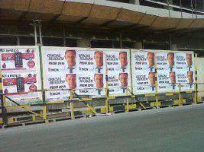 Tras elecciones, reflot� consigna Pechi 2015