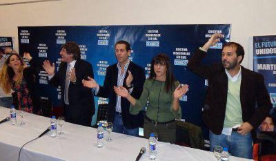 Con Boudou, Di Tullio y Conti el FPV present� su lista para Vicente L�pez