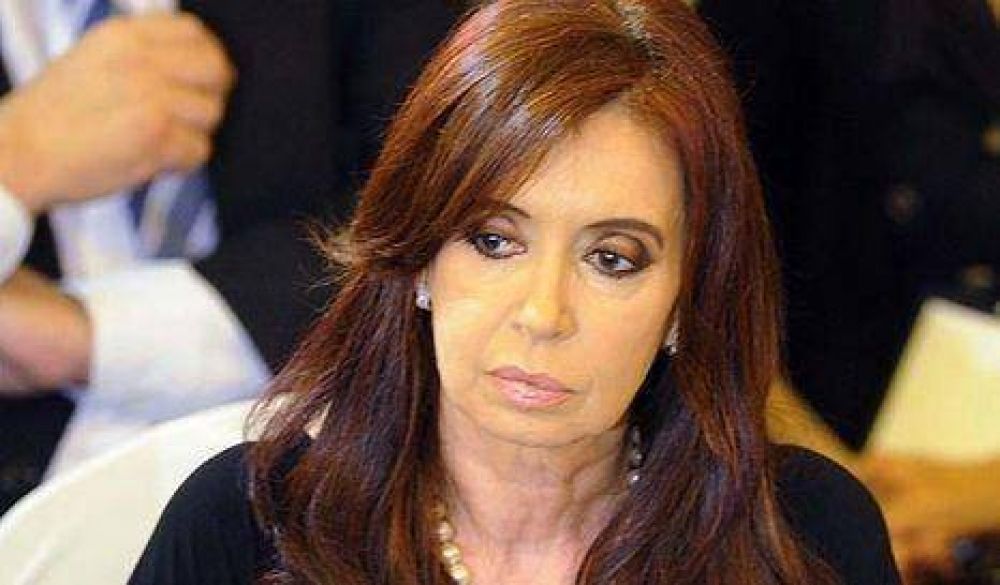 Denuncian a Cristina por la estatua de Col�n