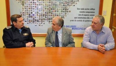 Intendente recibi� la visita del comodoro Walter Brunello