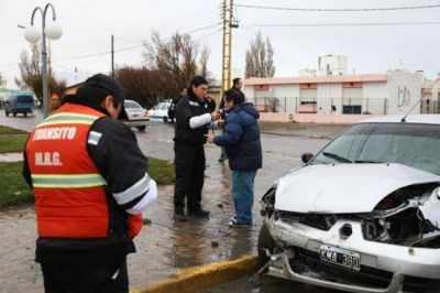 Menor fue hospitalizado tras fuerte choque