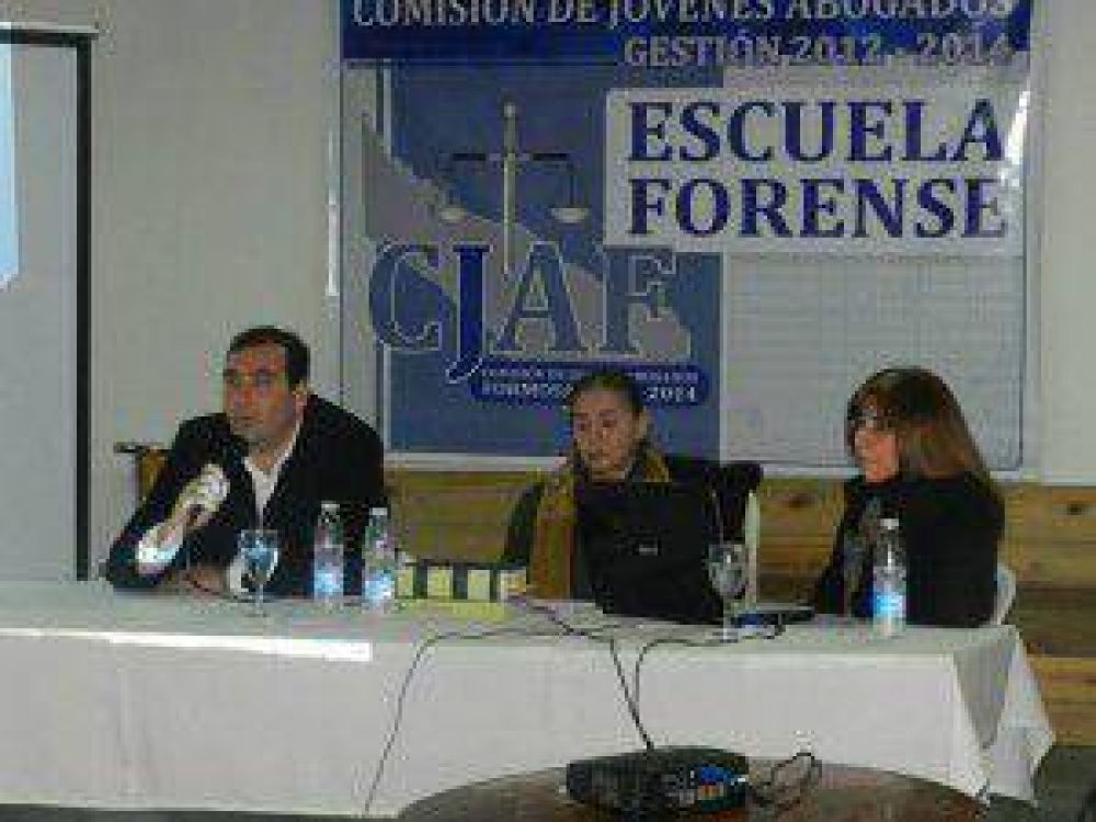 Comisi�n de J�venes Abogados inaugur� en Clorinda la Escuela Forense