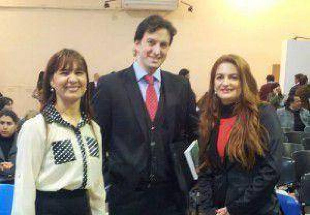 M�s de 250 abogados asistieron a encuentro de capacitaci�n