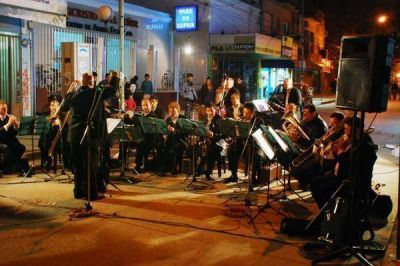 La banda municipal llega a las escuelas