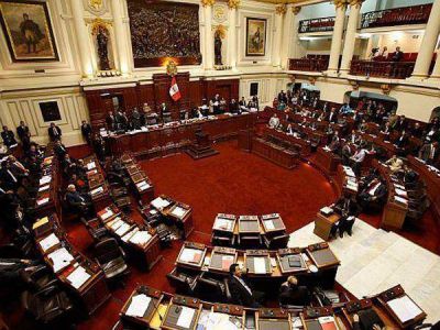 Se aprob� la Ley del Servicio Civil en Per�