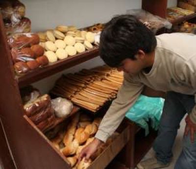 Dicen que habr� pan a $10, no en todas las panader�as