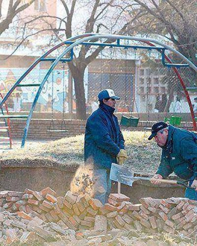 Frenan reformas en el Parque Oliver
