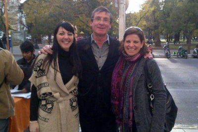 Mendoza tuvo una �r�faga tuitera� contra Woscoff