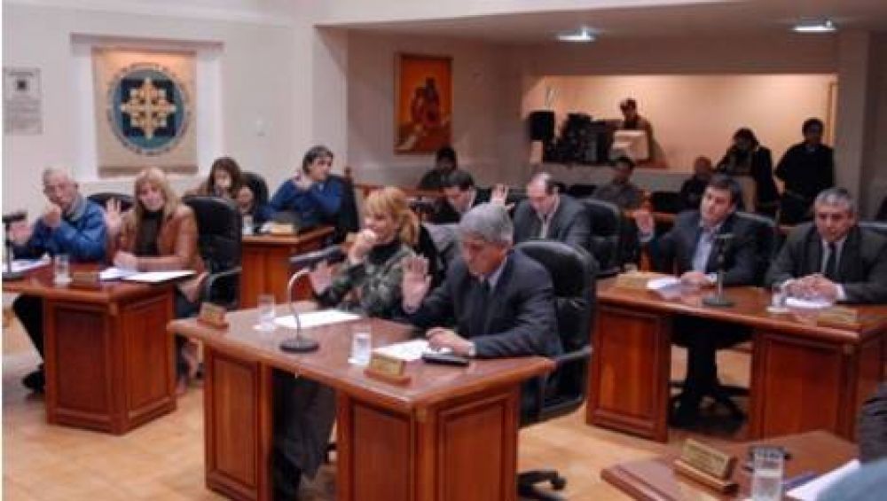 Aprobaron el aumento para los municipales