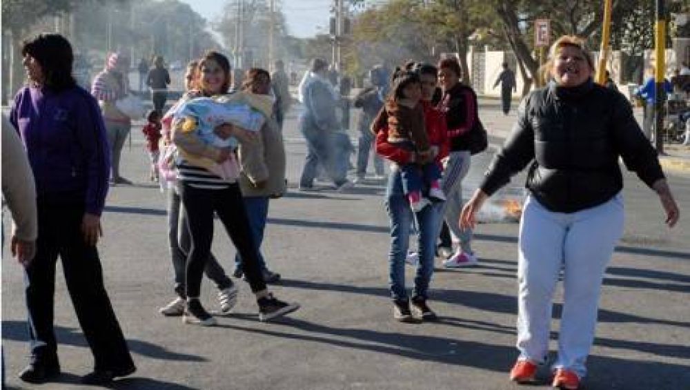 "Si quieren que los votemos, que vengan a darnos cosas"
