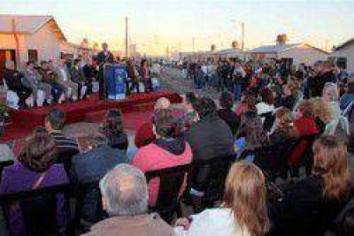 Capitanich adjudic� nuevas viviendas de la CGT y Judiciales