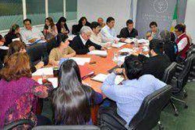 Legislatura: Abordar�n el Prosap, expropiaciones y modificaciones a leyes docentes