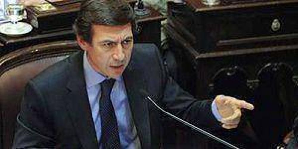 Rechazan instalaci�n de planta de uranio