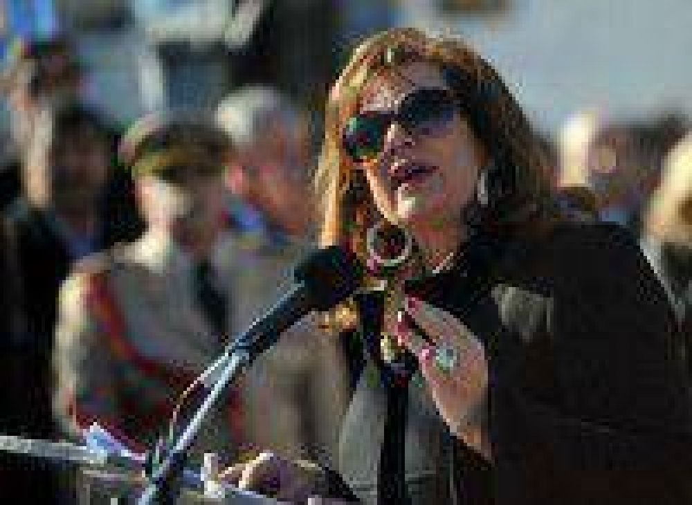 Se aprob� el pliego para la designaci�n de Nilda Garr� como embajadora ante la OEA