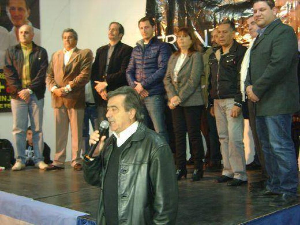 Los candidatos del Frente Renovador de Tres de Febrero arrancaron la campa�a
