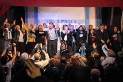 El Frente para la Victoria de Hurlingham present� sus candidatos