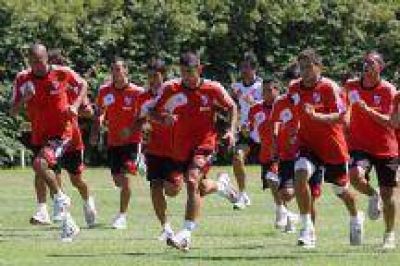 River en Salta: Jugar� dos amistosos contra Juventud Antoniana y Gimnasia y Tiro