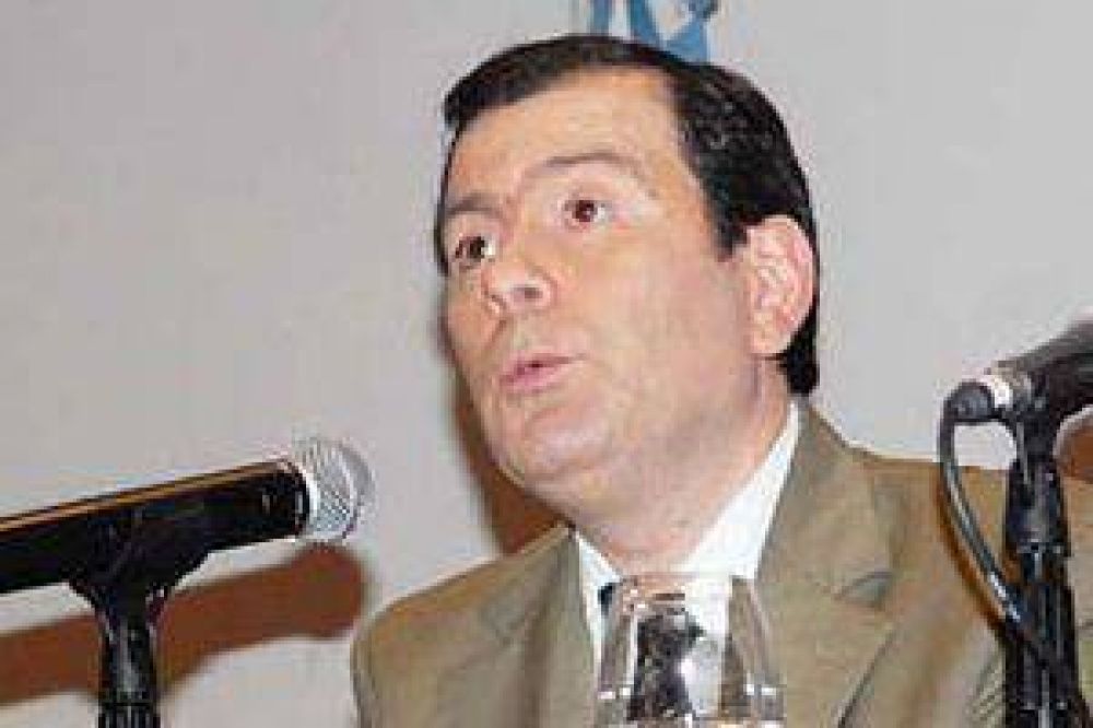 "Le pido al sector privado que inviertan en Santiago, porque hay un gran potencial"