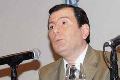 "Le pido al sector privado que inviertan en Santiago, porque hay un gran potencial"
