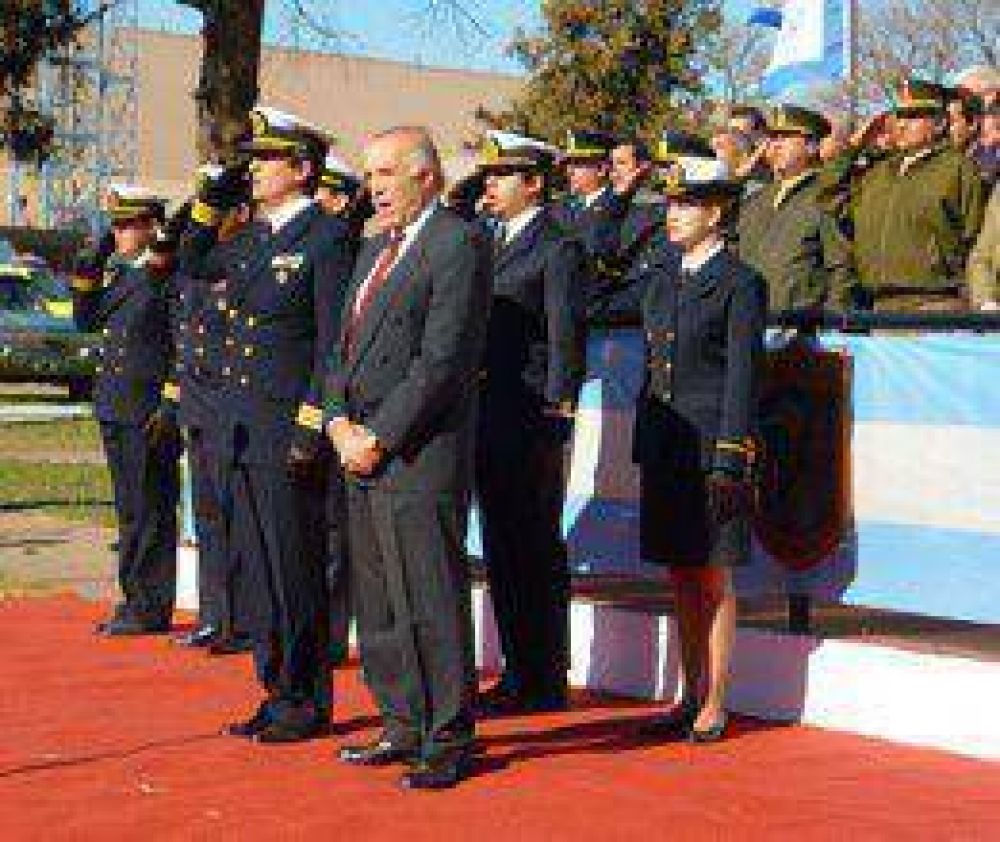 Acto por el D�a de la Prefectura