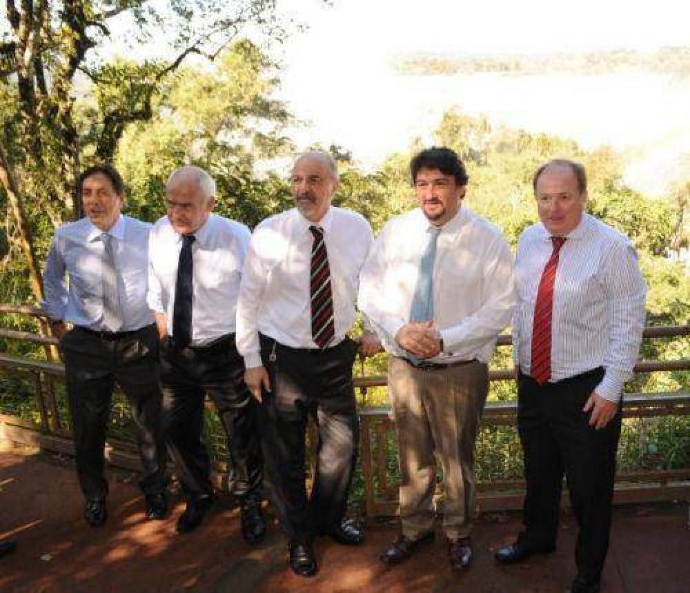 Closs, Tomada, Meyer, Blodek y Ghezzi recorrieron Cataratas