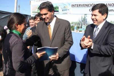Capitanich inaugur� las primeras 78 viviendas en el nuevo barrio Don Bosco