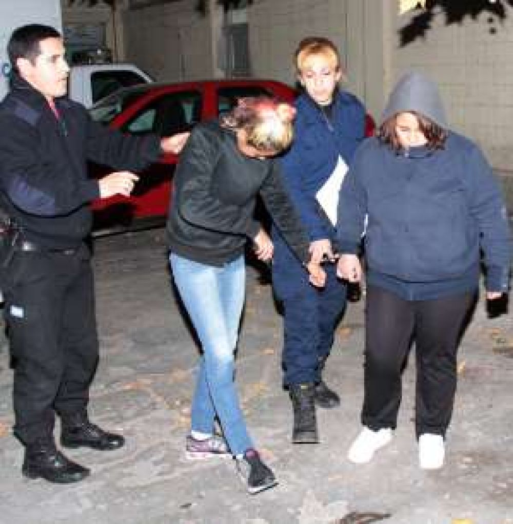 Beb� grave por un supuesto sacud�n: la ni�era, presa