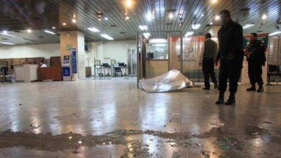 Graves incidentes en la Caja Popular de Ahorros