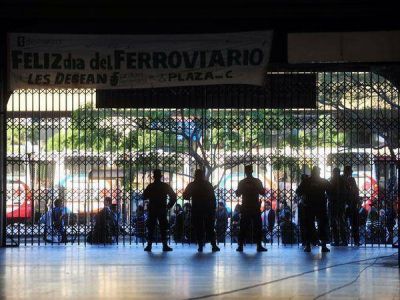 Maquinistas de trenes amenazan: "Si no pagan el retroactivo, ma�ana hay paro"