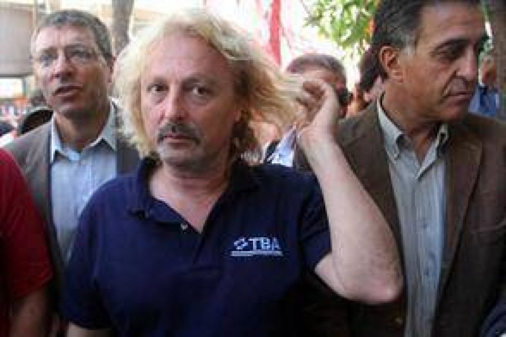 Sobrero acus� a los gremios ferroviarios de "corruptos y sucios"