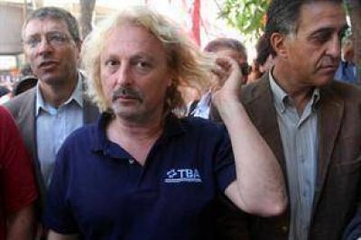 Sobrero acus� a los gremios ferroviarios de "corruptos y sucios"