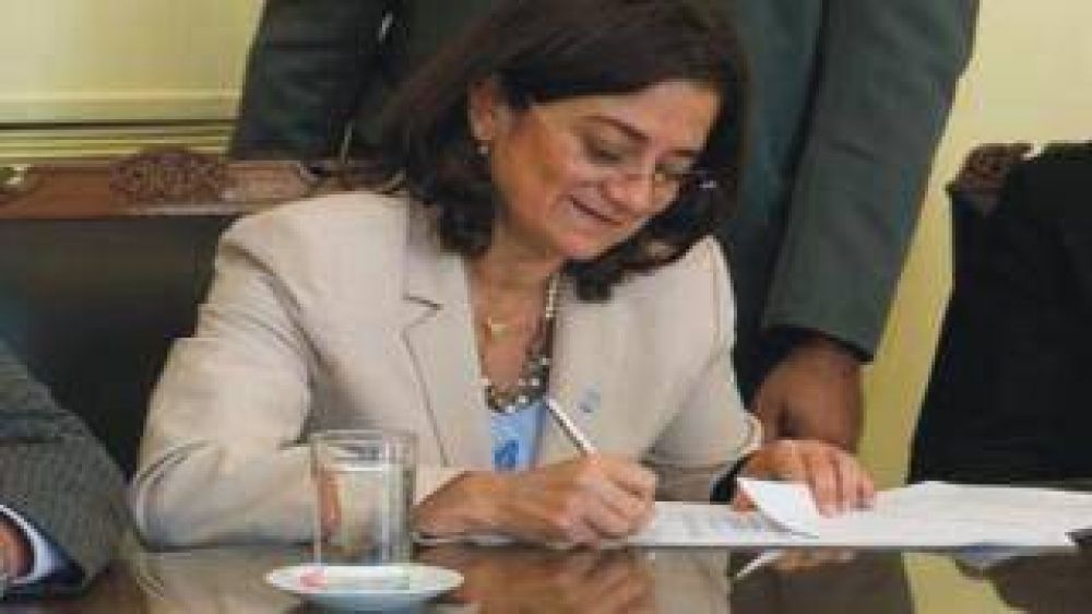 Corpacci otorg� m�s de $7 millones para las escuelas p�blicas