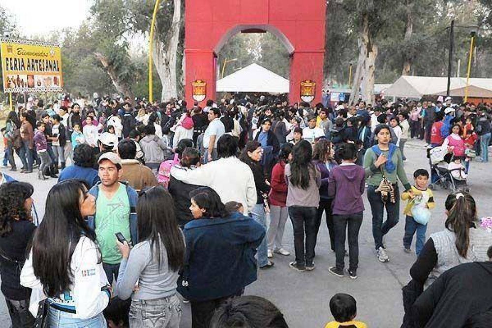 Ma�ana se realizar� la apertura de la Feria Artesanal 2013